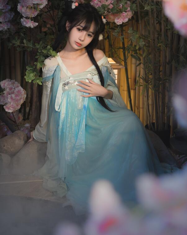 三男一女囗交三A片視頻